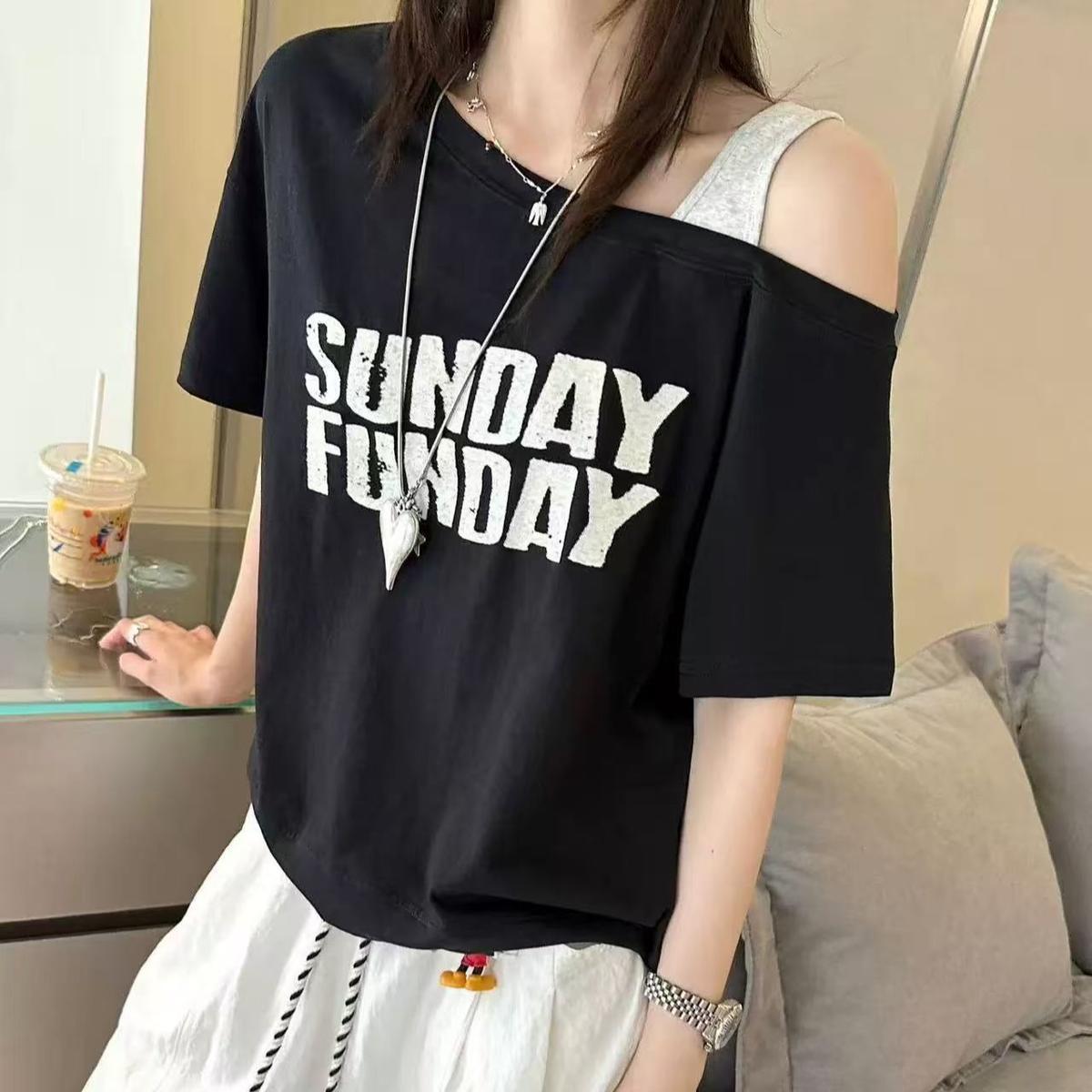 Kortærmet løs, slankende T-shirt-top