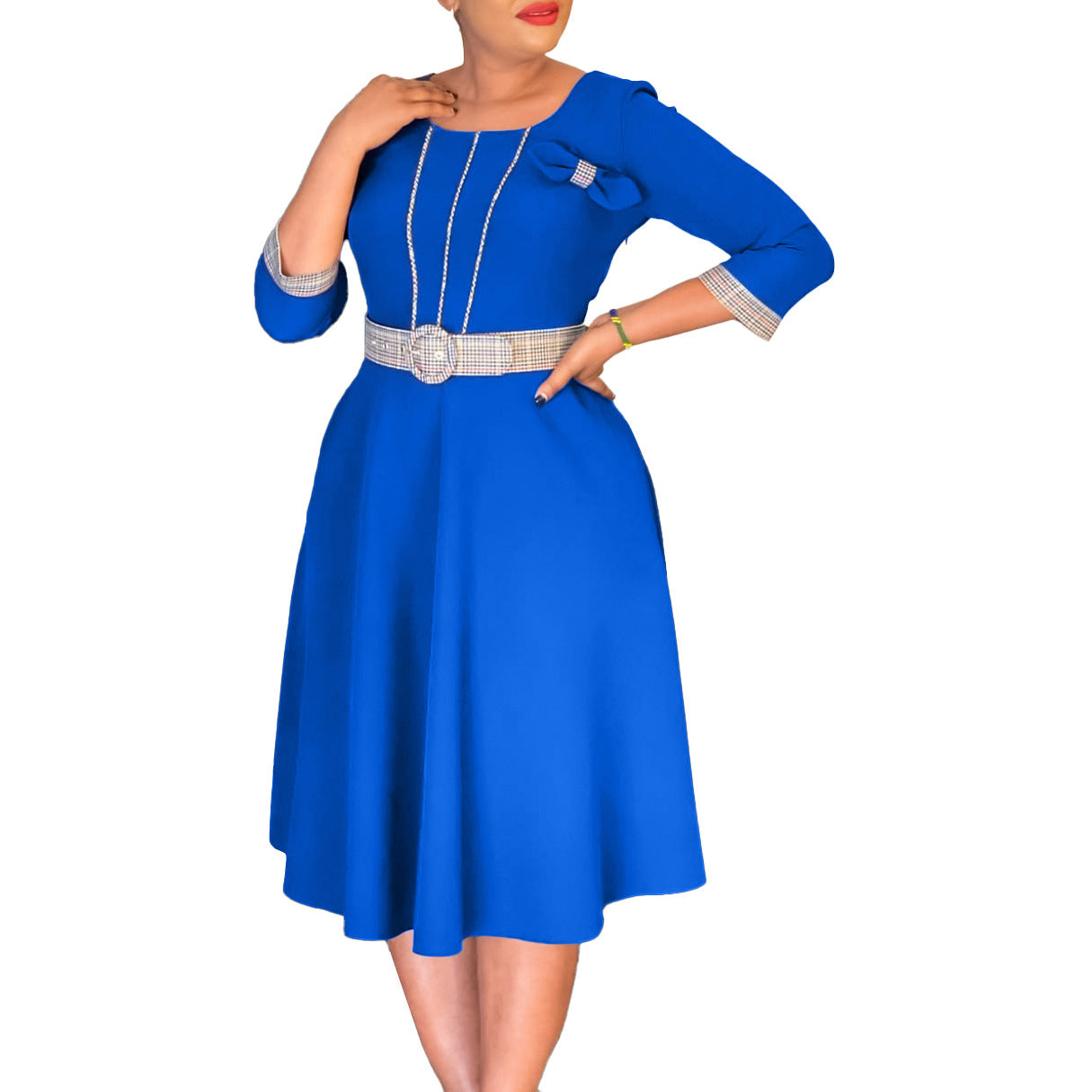 Stylish Elegant African Dress With A Round Neckline And Patchwork Design