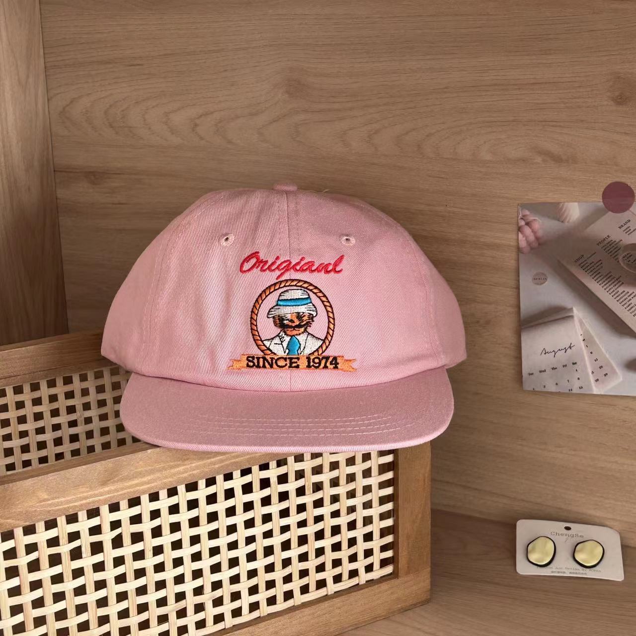Men's And Women's Machine Embroidery Street Soft Top Baseball Hat