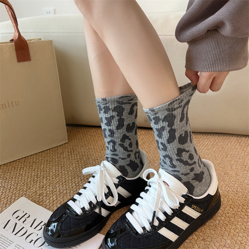 Women's Mid Tube Stockings Brown Leopard Pattern Sports Stockings
