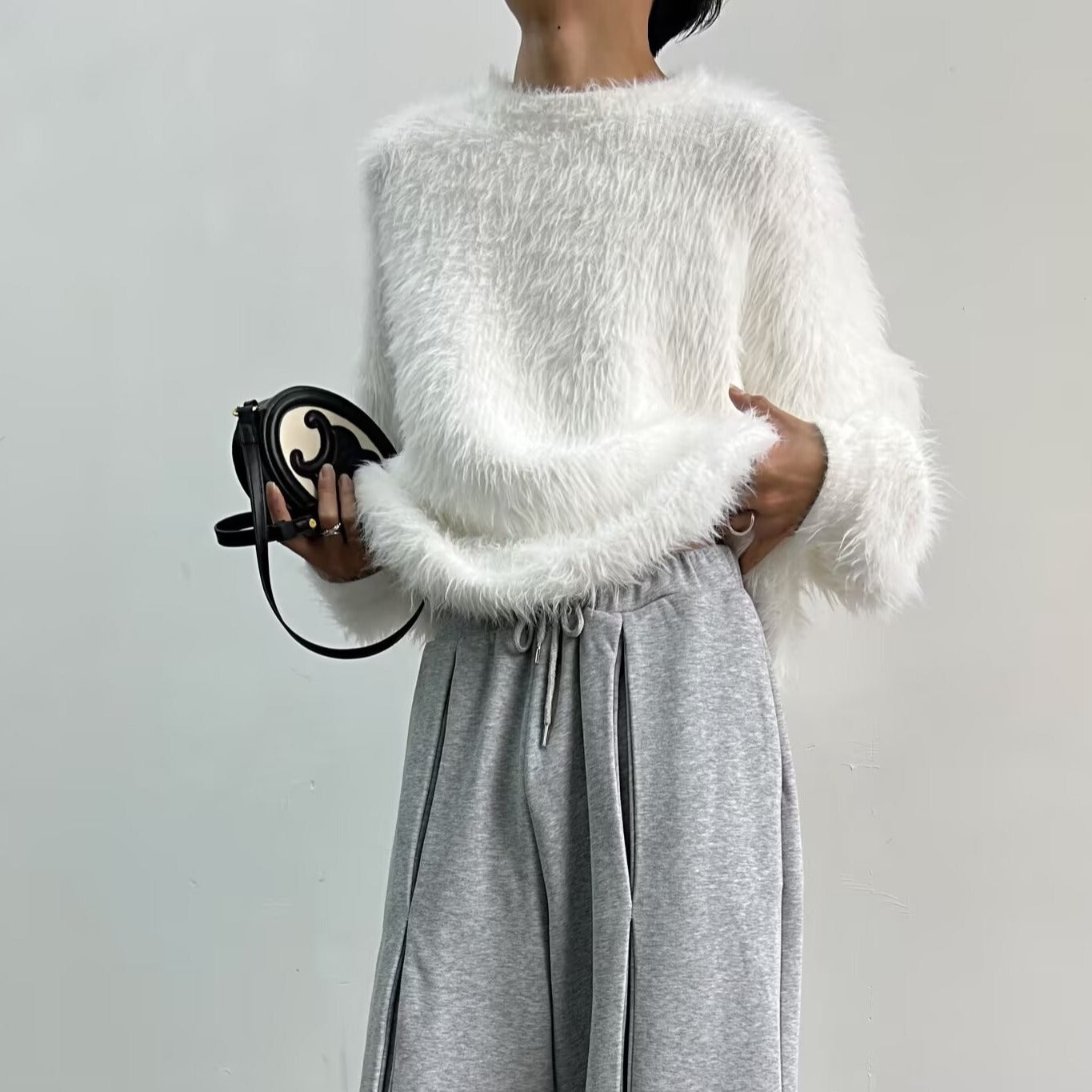 Ensfarvet all-match rundhalset pullover fortykket mink-sweater til mænd