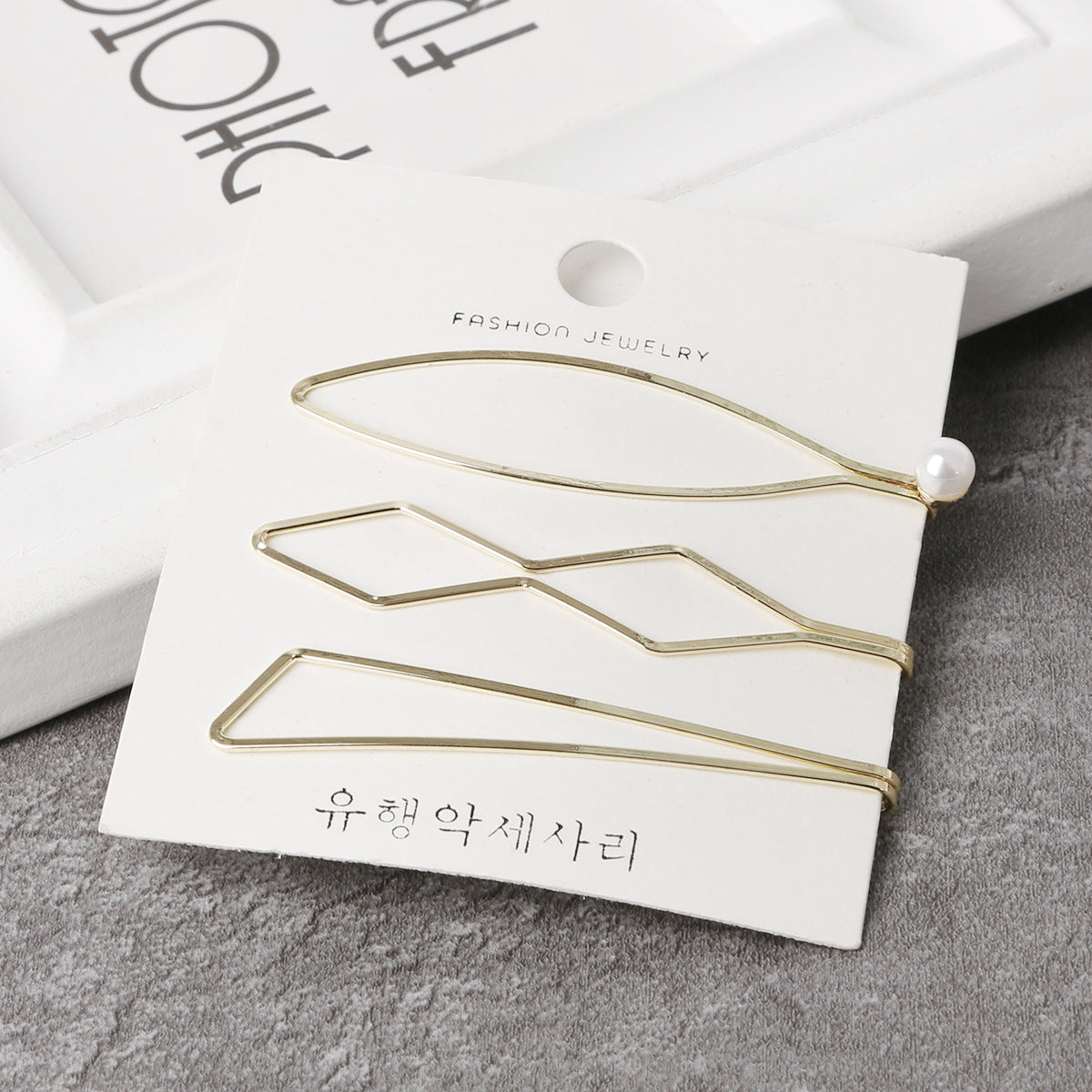 Minimalist sweet wind plating bangs clip