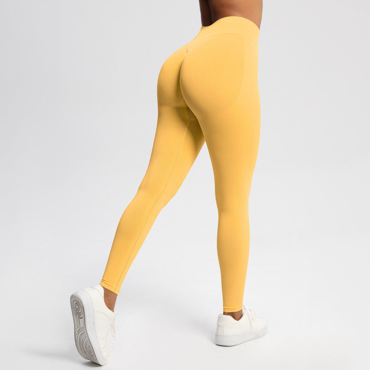 Seamless Solid-color Three-panel High-waist Yoga Wear That Lifts And Sculpts The Hips