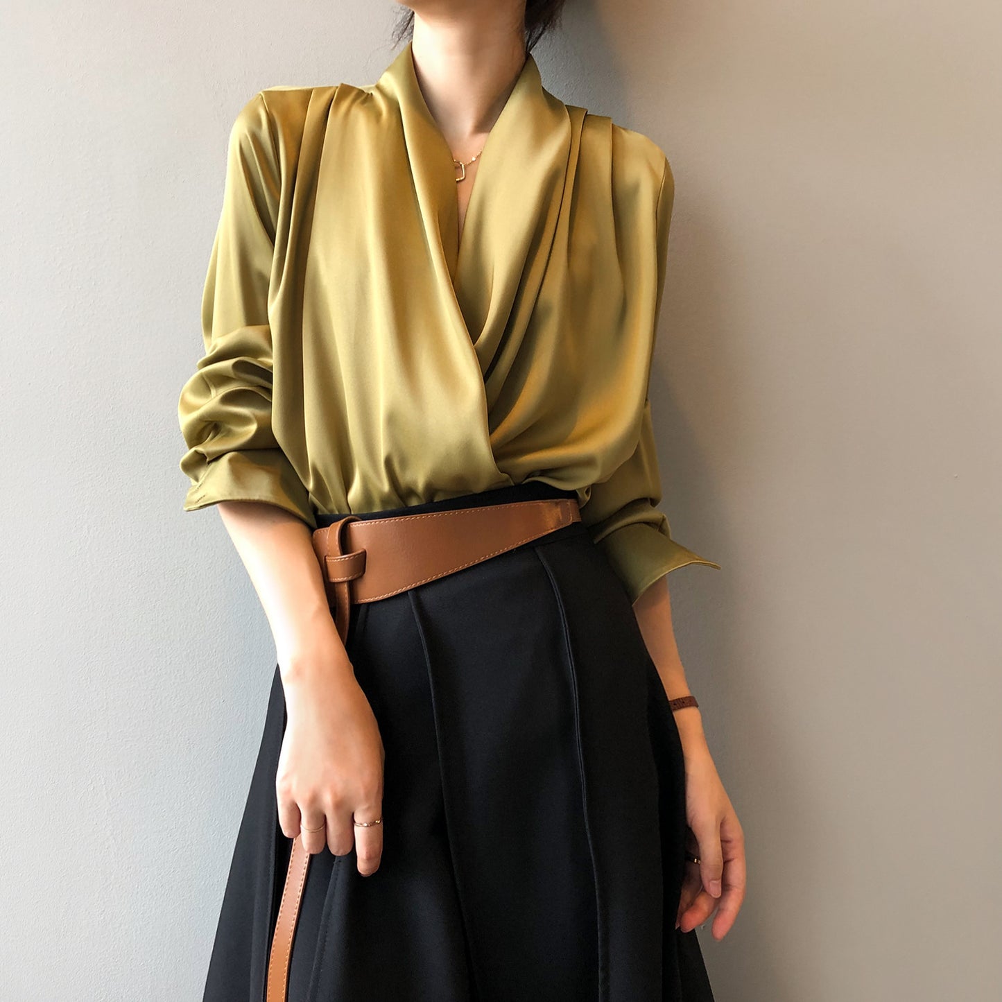 Women's French Elegant Long Sleeve Satin V-neck Shirt