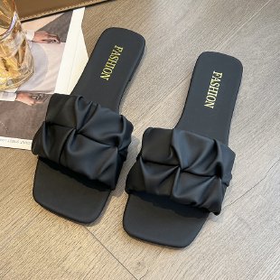 Sommerflade Klipklapper med firkantet tå til store størrelser