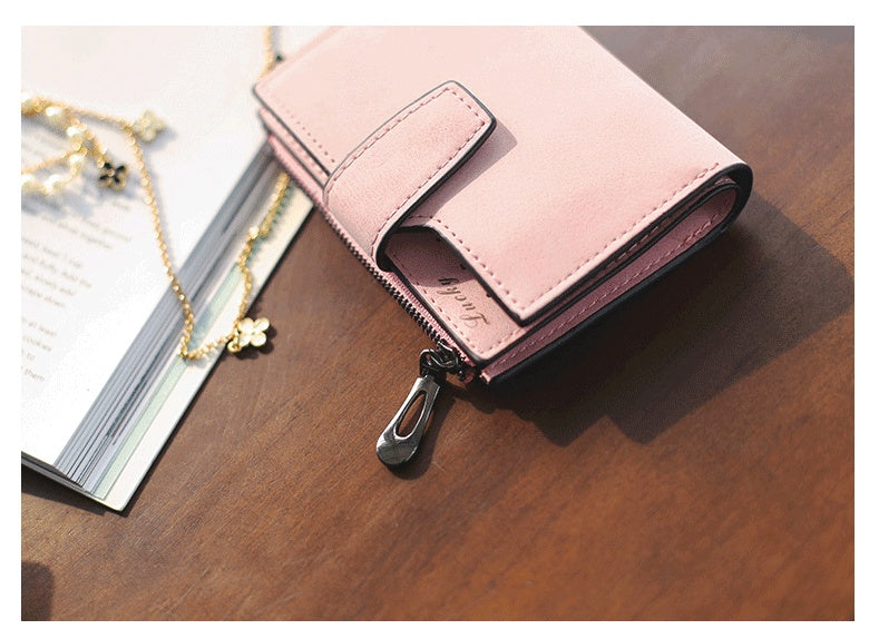 Short hand wallet