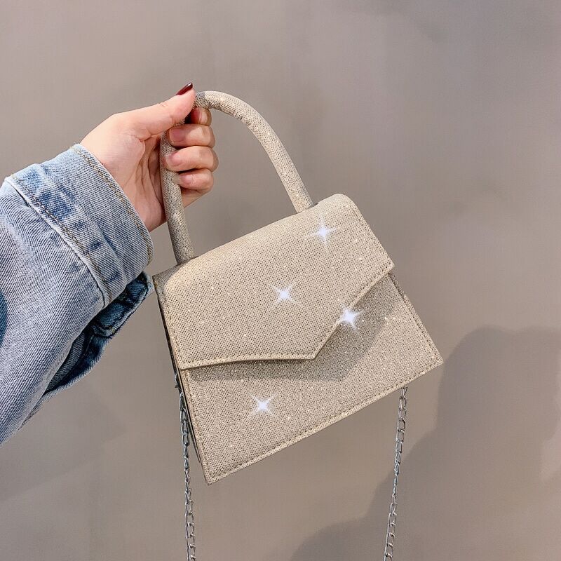 chain messenger bag