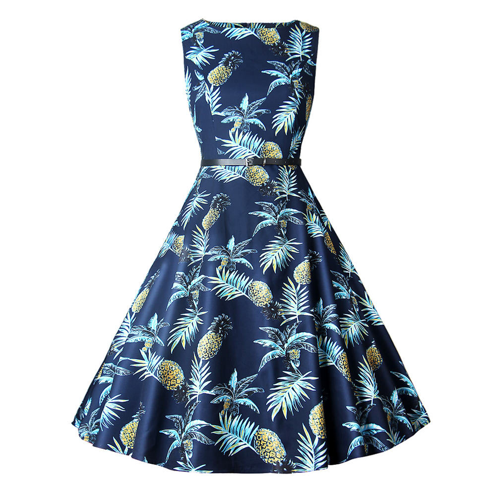 1950s Retro-Style Flapper Dress With A Festive Print