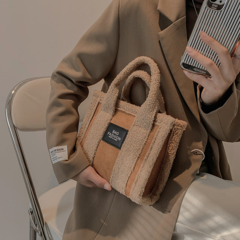 Dame Håndtaske Skuldertaske Crossbody Taske i Lammeuld med Farvekontrast