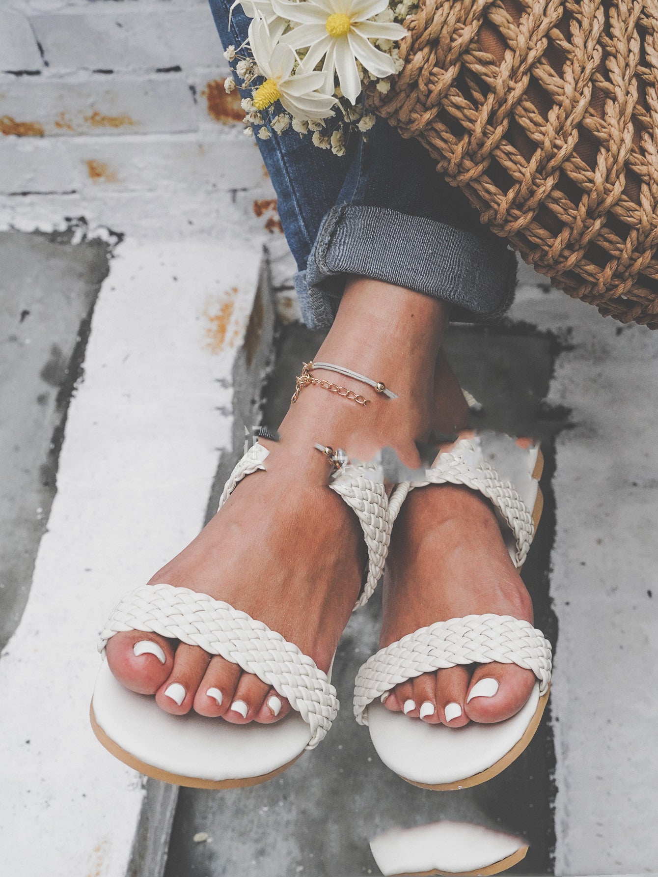 Summer Open-toed Straw Woven Casual Ladies Flat Low Sandals