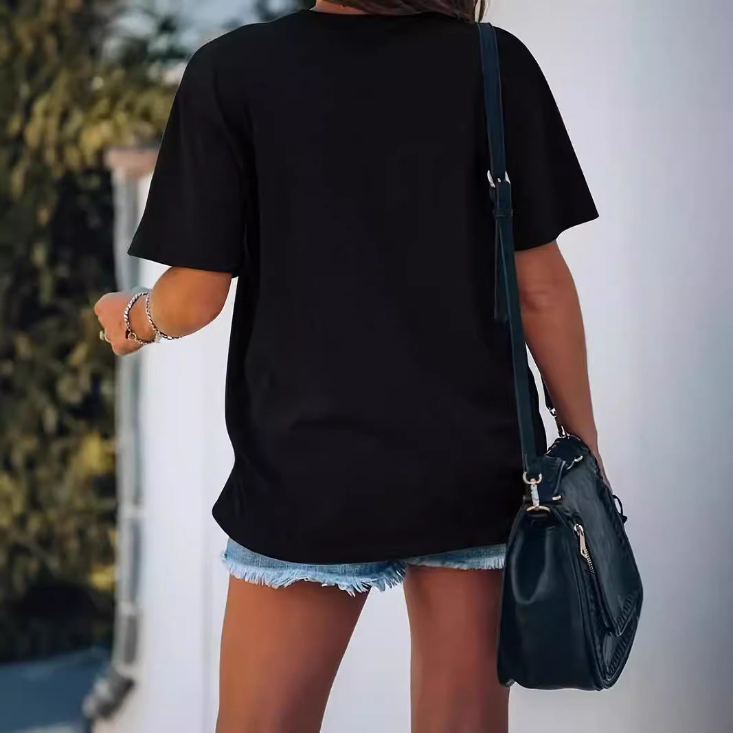 Moderigtig afslappet T-shirt med rund hals til kvinder