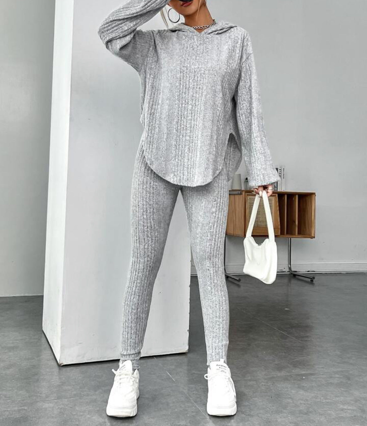 Relaxed Hooded Stylish And Chic Pants Set