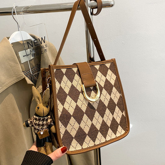 Lingge Shoulder Autumn And Winter Texture Bucket Bag