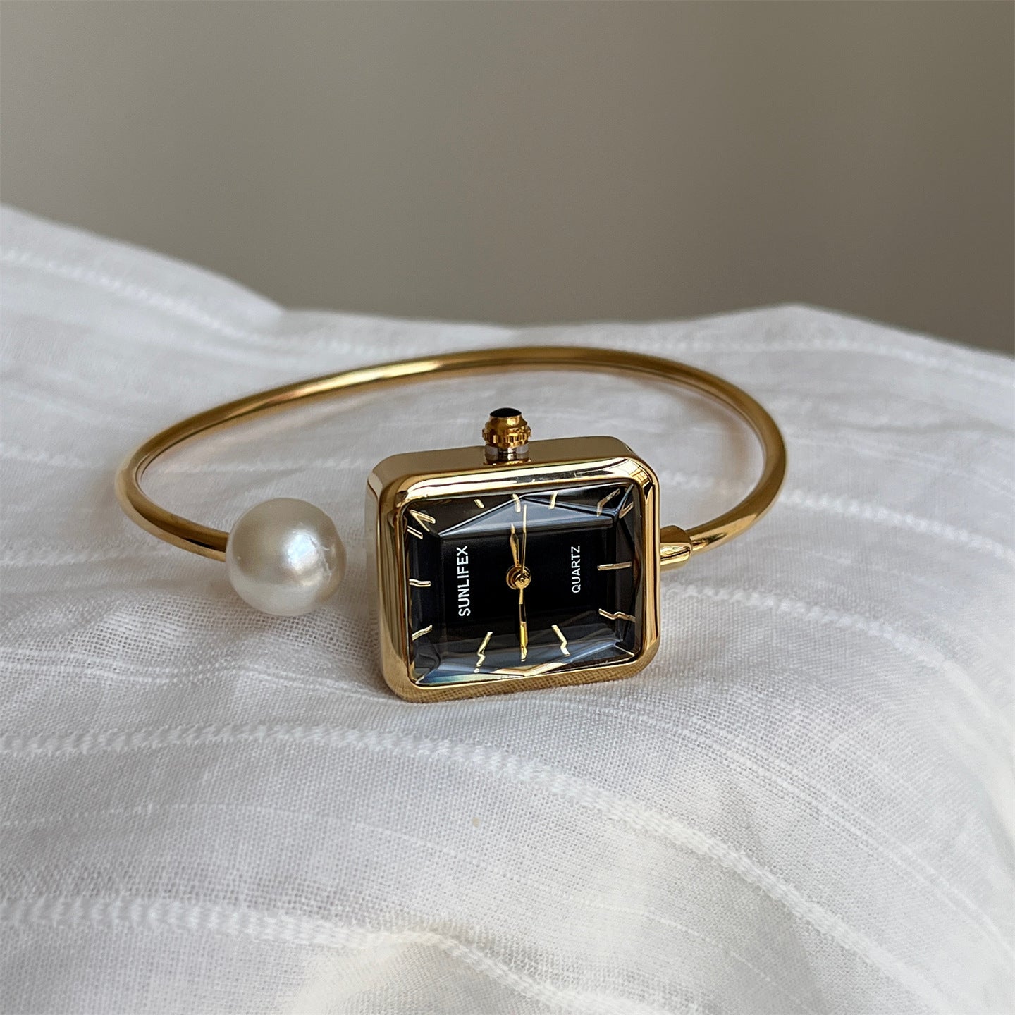 Gold Square Pearl Women's Light Luxury Exquisite Bracelet Watch