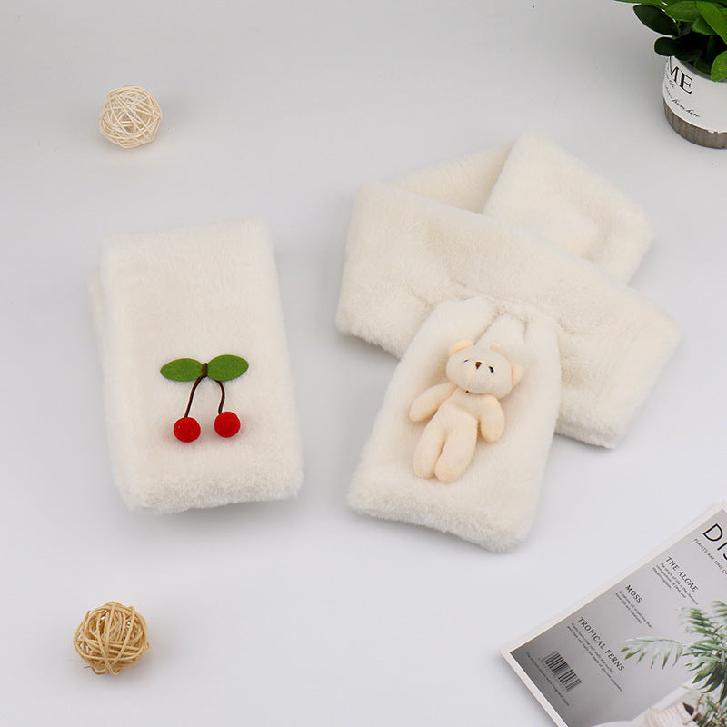 Women's Cute Cartoon Bear Beige Plush Scarf