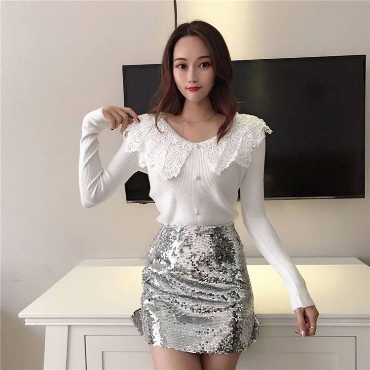 Korean-style Elegant Lace-panelled Outerwear Base Top