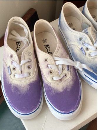 Greets Summer Romance With Graffiti Canvas Shoes