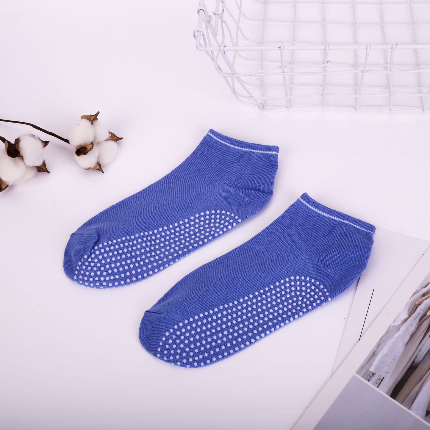 Women's cotton socks