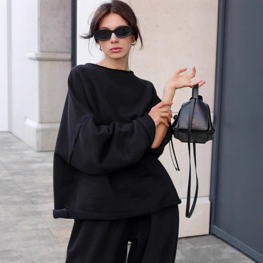 European And American Street Fashion Black Round Neck Sweater