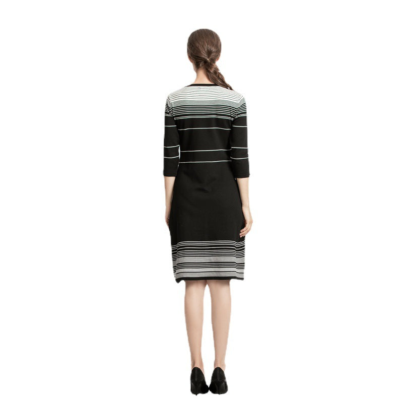 Slim Covering Midlength Knitted Dress