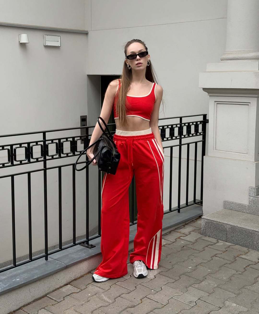 Womens Street-Style Sports Tank Top And High-Waisted Wide-Leg Pants Set