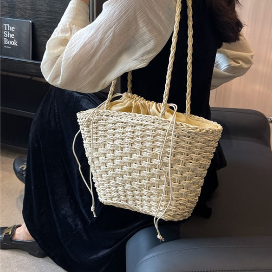 Large Capacity Women's One Shoulder Braided Bucket Bag