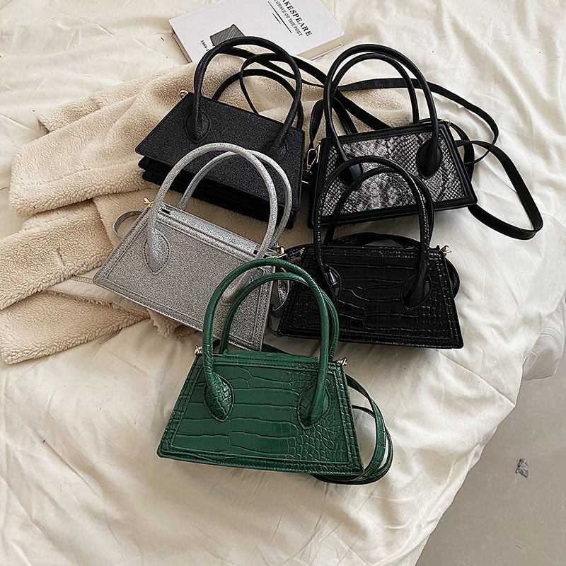 Simple Personality Serpentine Single Shoulder Cross Body Bag