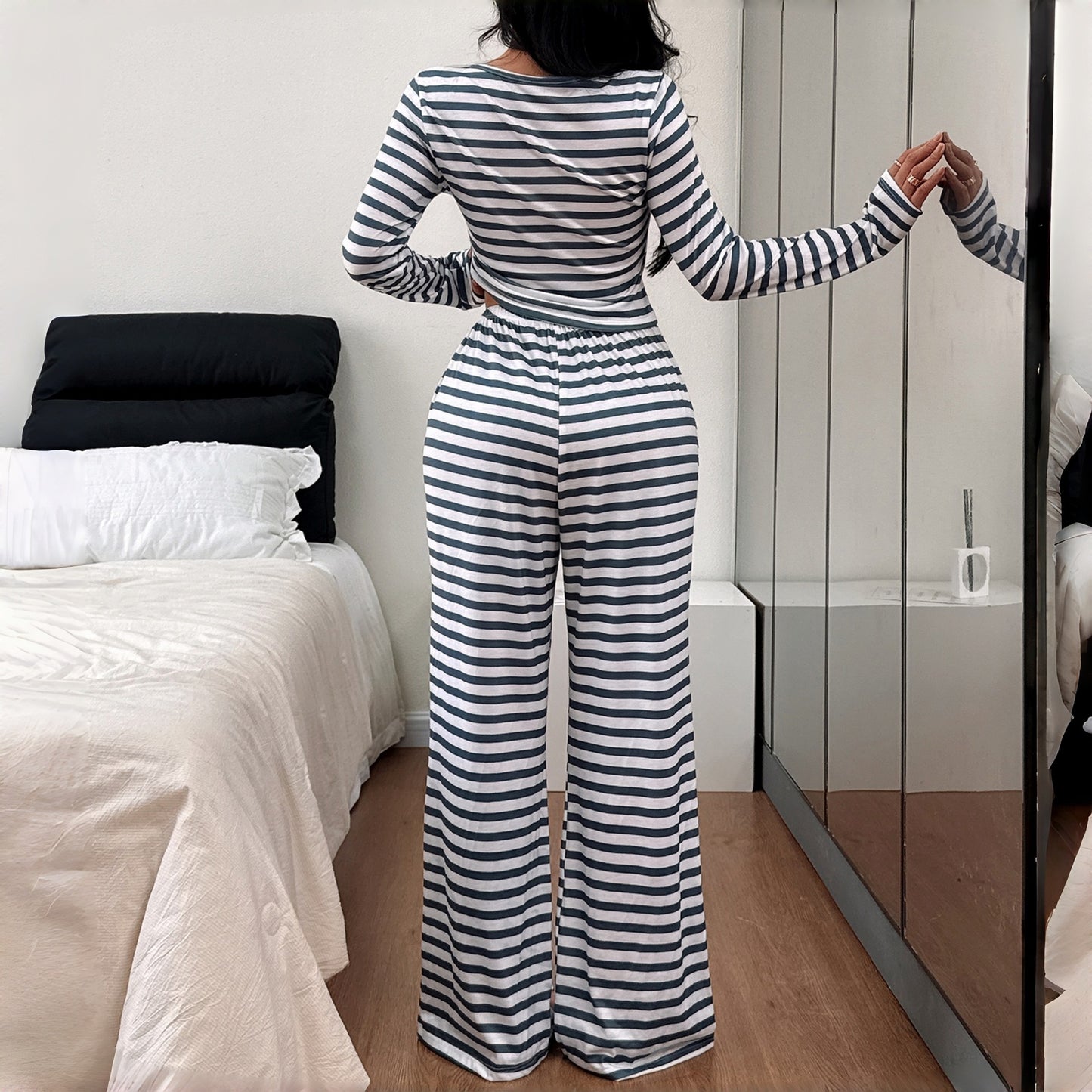 Womens Fashionable Stripe-Print Casual Slimming Long-Sleeve Pajama Set With Square Neckline And Pants