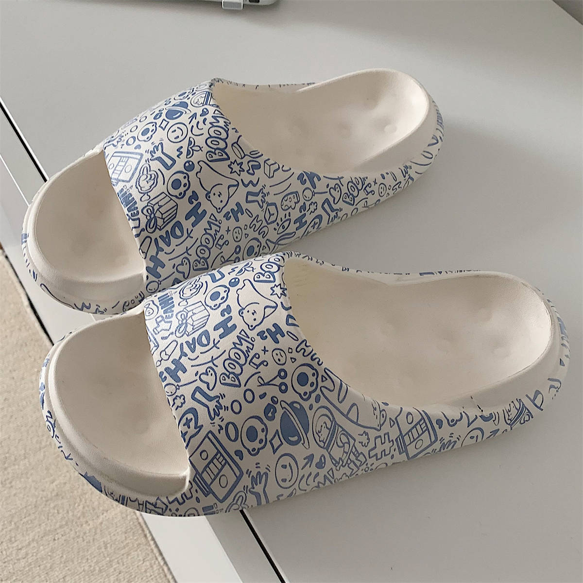 Women's Creative Anti-Slip Thick Sole Graffiti Slippers