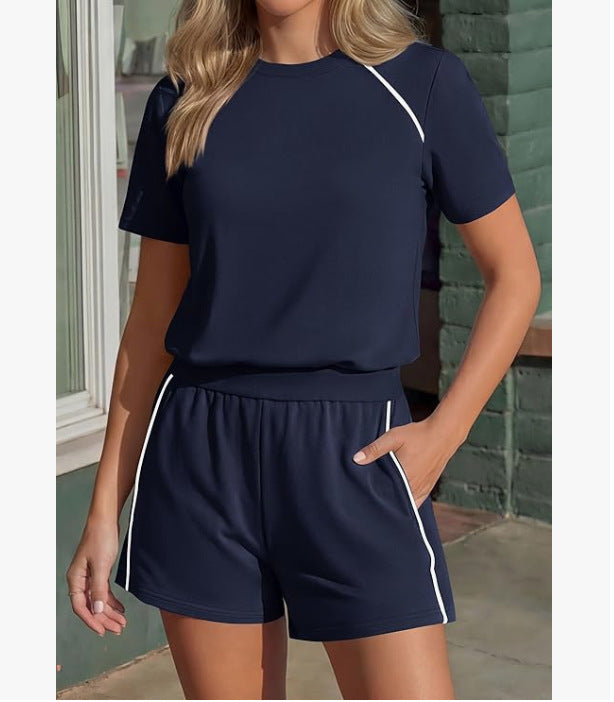 Kvinders Afslappede Kortærmede T-Shirt og Shorts Sæt