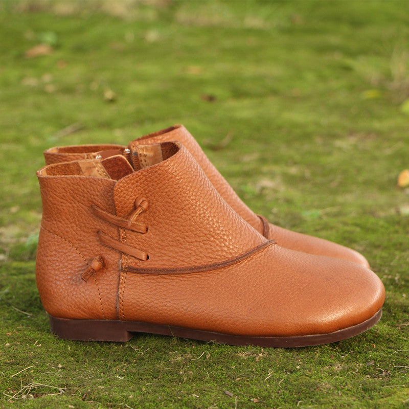 Handmade Retro Cowhide Booties With Round Heads And Flat Bottoms