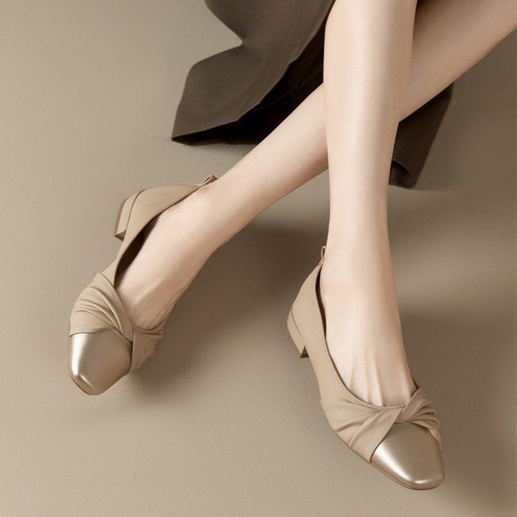 Soft Leather Low Heel Versatile Women's Casual Shoes