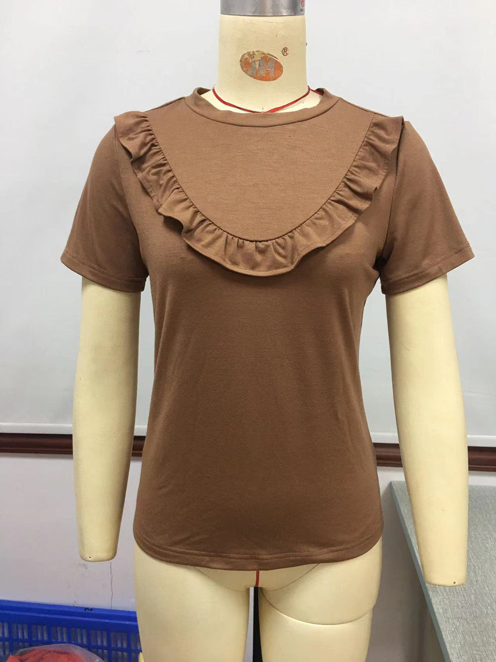 The New Summer Cut-out T-shirt With Short Sleeves