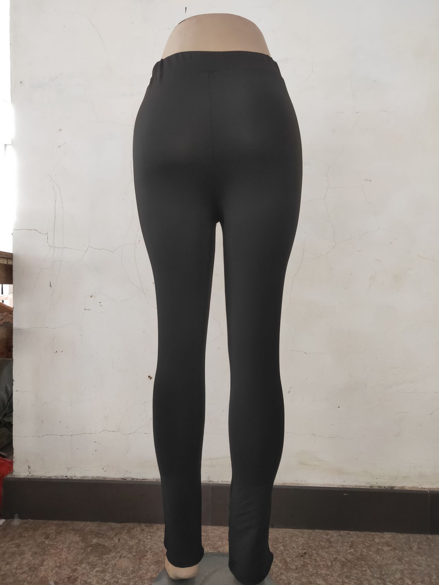 Slim-open micro pants with slim front