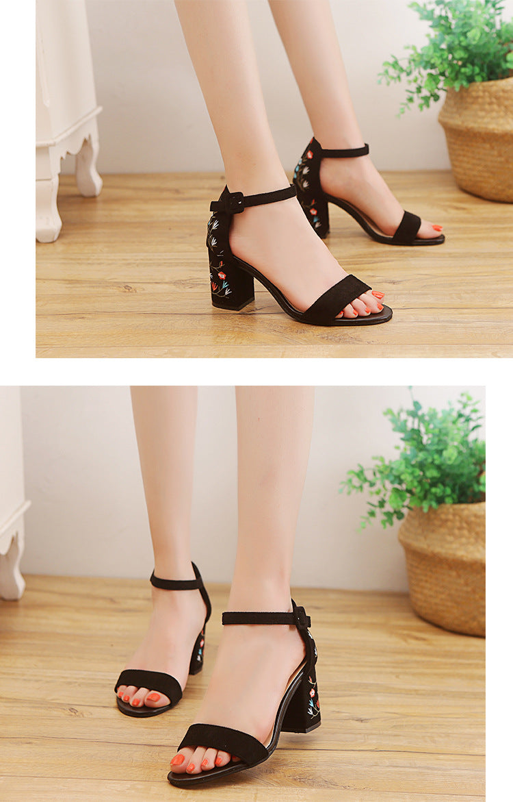 Spring New Summer Spot Color One Size Rubber Buckle Cloth Temperament Round Head Suede Fashion Sandals