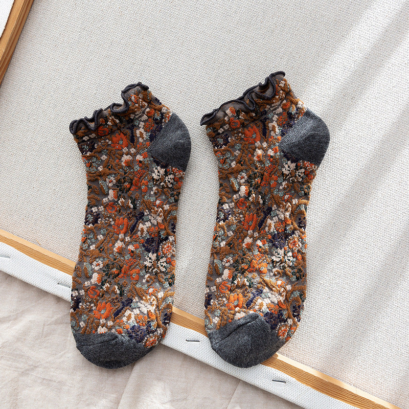 Women's Fashion Relievo Wooden Ear Floral Socks