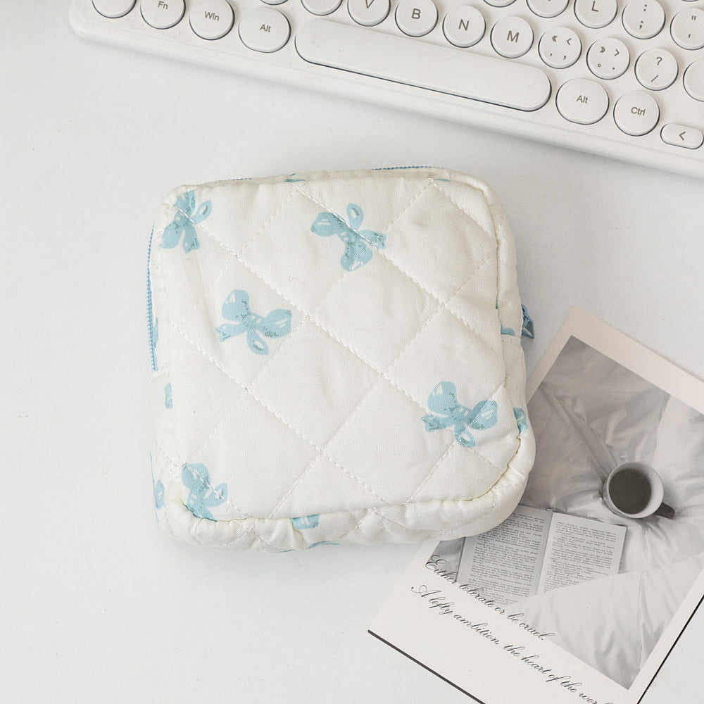 Love Toiletry Traveling Cosmetic Bag