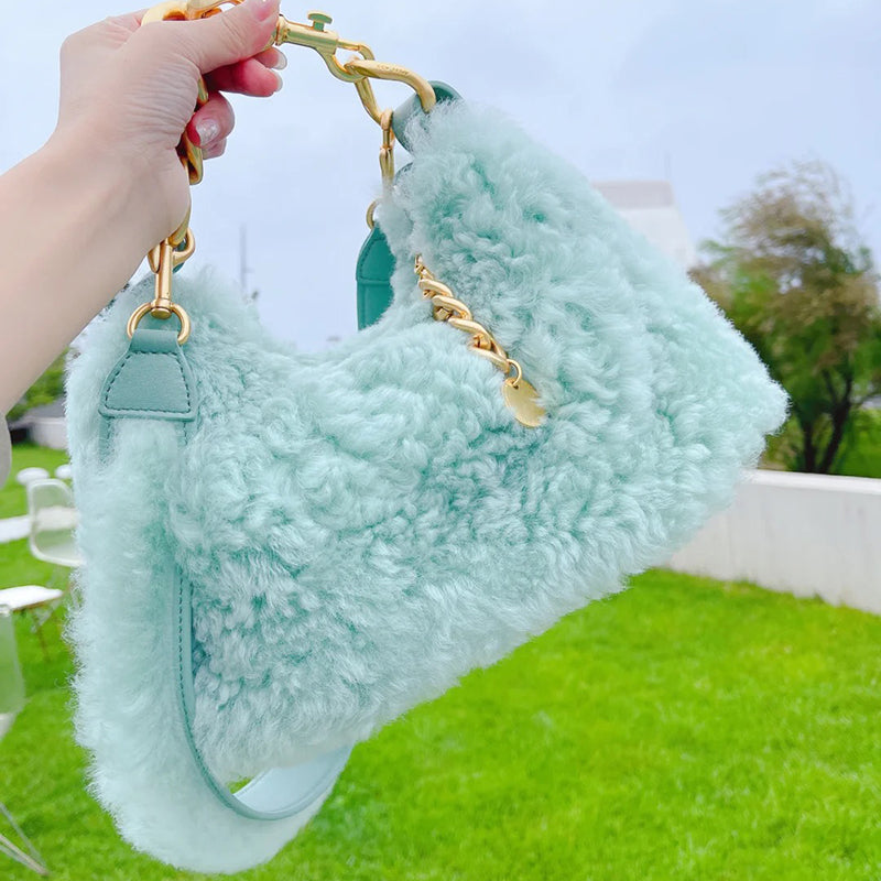 Women's Niche Design Plush Chain Shoulder Messenger Bag