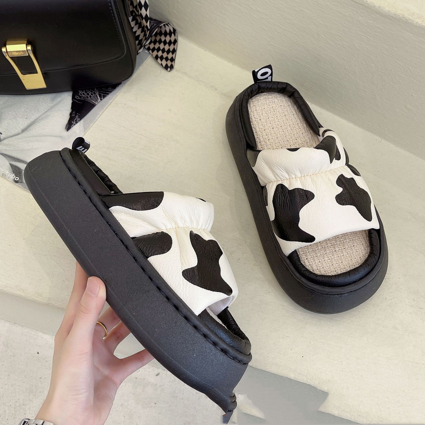 Thick Sole Sweat Absorbing Slippers For Indoor And Home Use