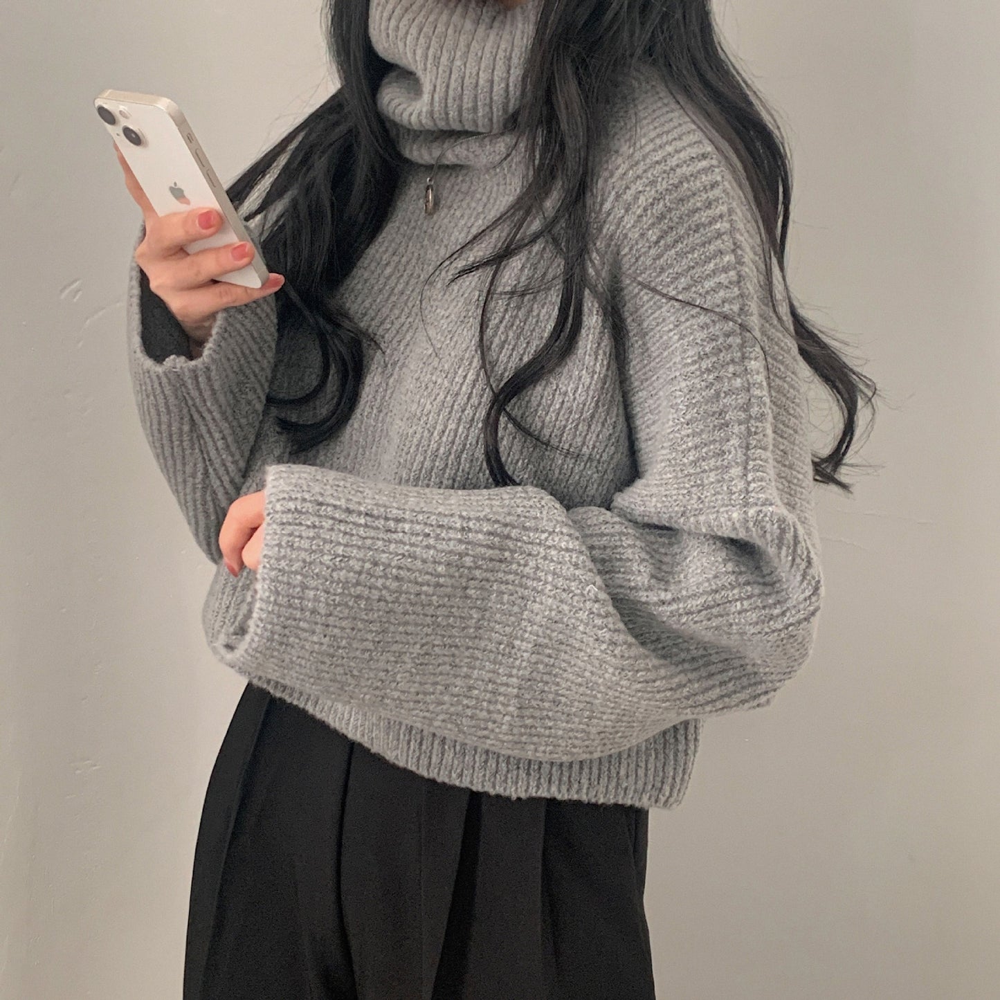 Thick Turtleneck Women's Long-sleeved Short Sweater