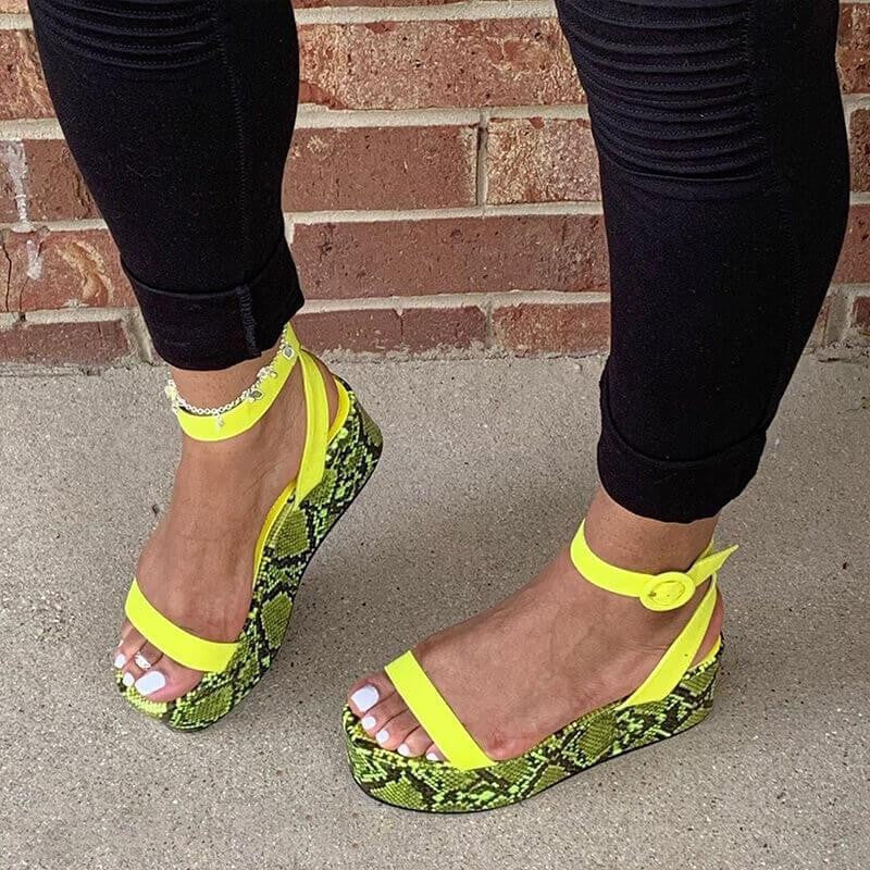 Snakeskin word strap women's shoes printed sandals