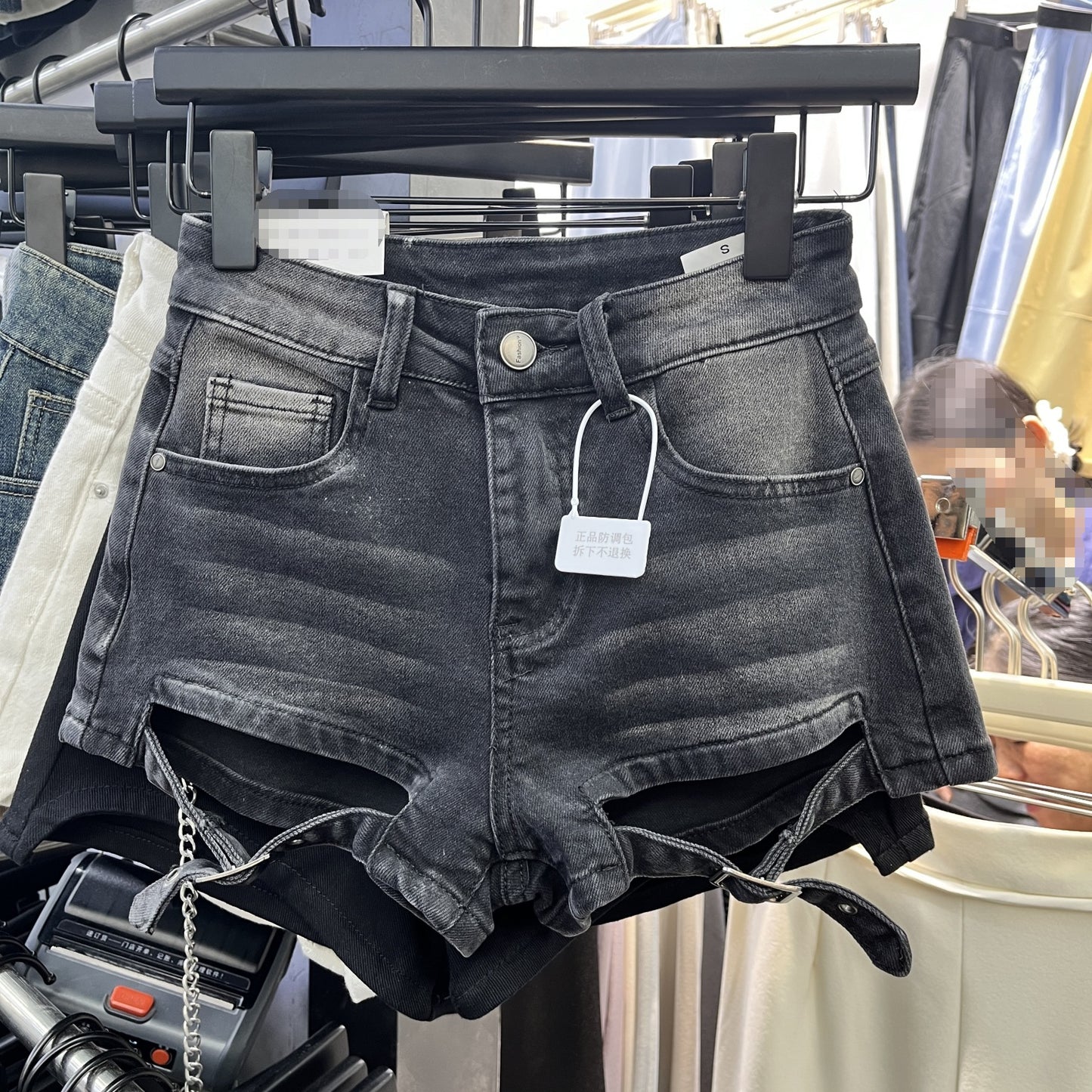 Hotpants i sexet denim-design