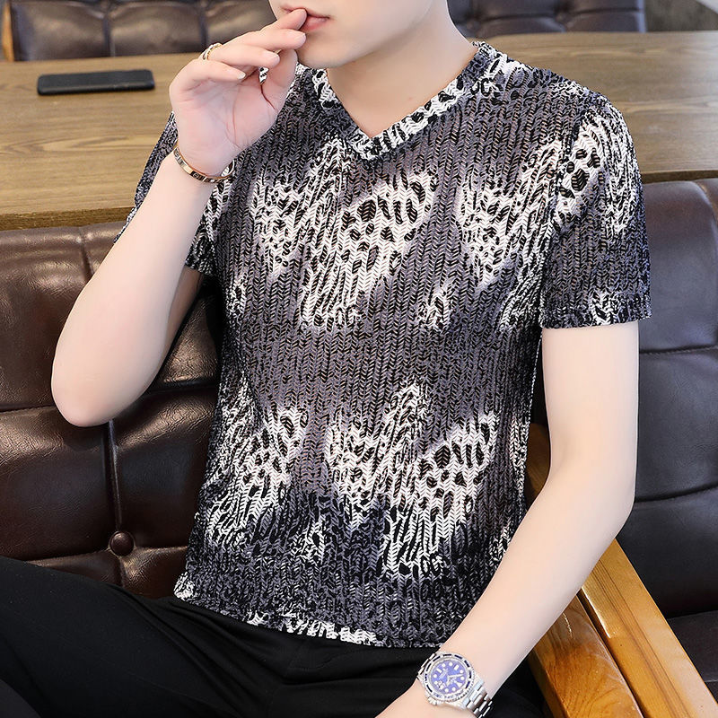 V-neck Slim-fitting Clothes T-shirt