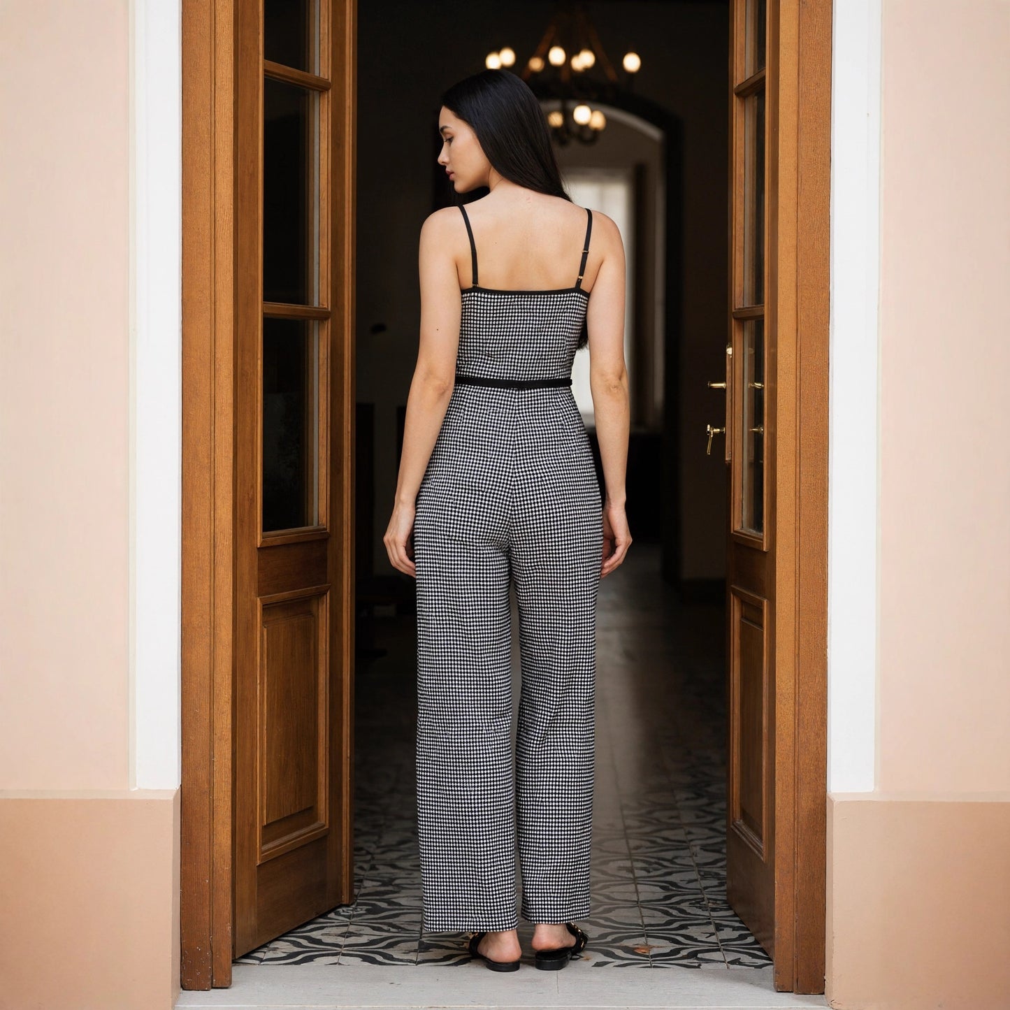 Elegant Slim-fit Womens Jumpsuit With A Side Zipper And Contrasting Color Details