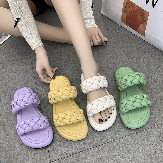 Women's New Fairy Style Woven Flat Retro Slippers