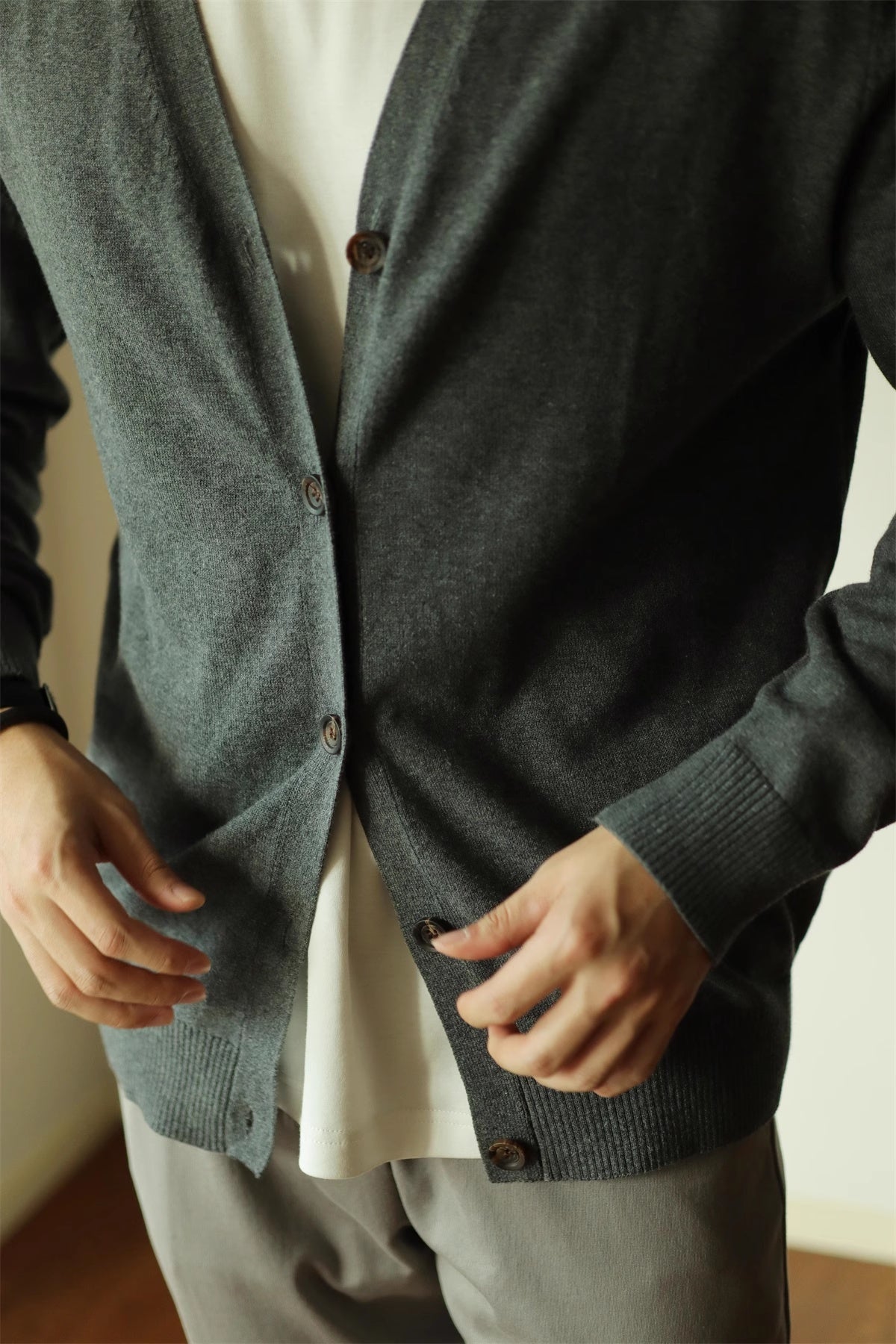 Knit Cardigan Coat Slim-fit Long Sleeve Solid Color And V-neck 100 Cotton