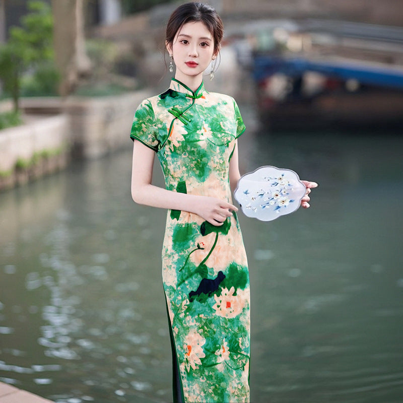 Elegant Modernized Cheongsam For Everyday Wear In A Traditional Chinese Style