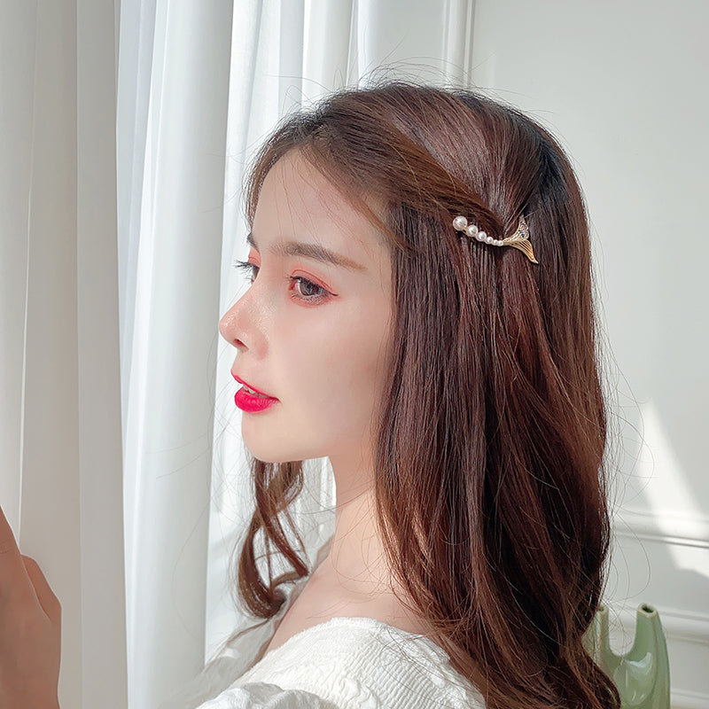 Exquisite and simple mermaid tail hairpin side clip girl