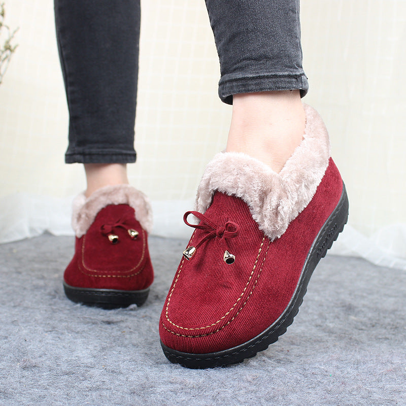 Thicken Old Shoes To Keep Warm In Winter