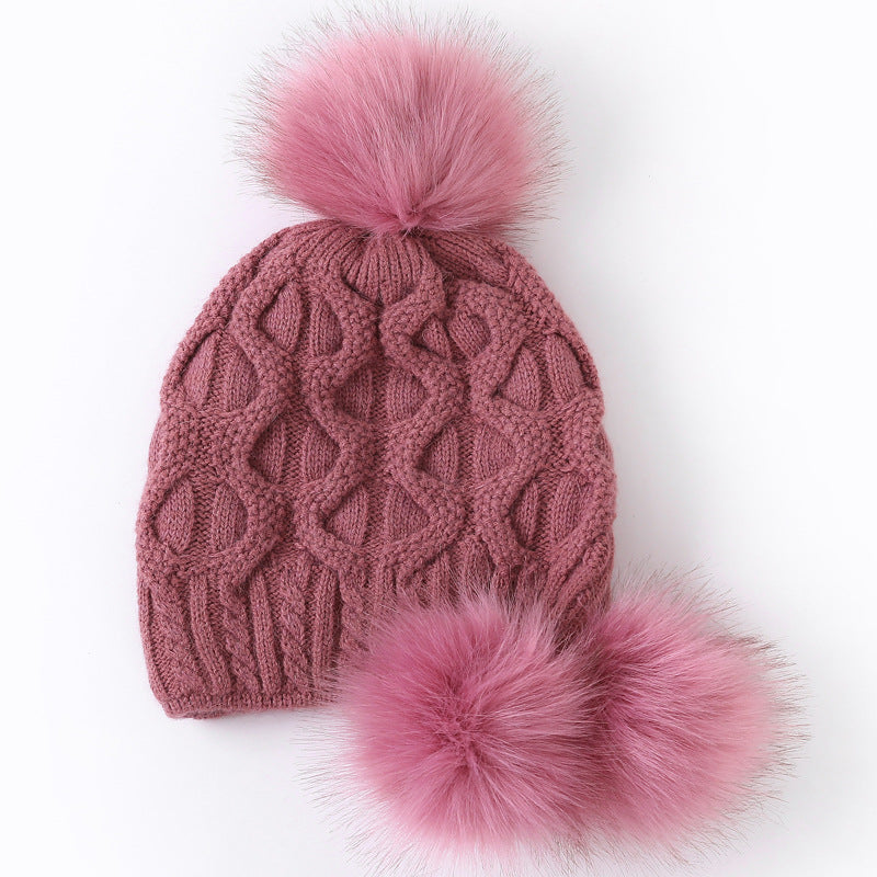 Ladies Hat With Three Hair Balls With Back Opening